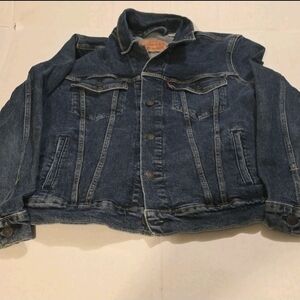 Levi Strauss & Company S40116 Denim Trucker Jean Jacket Size Medium